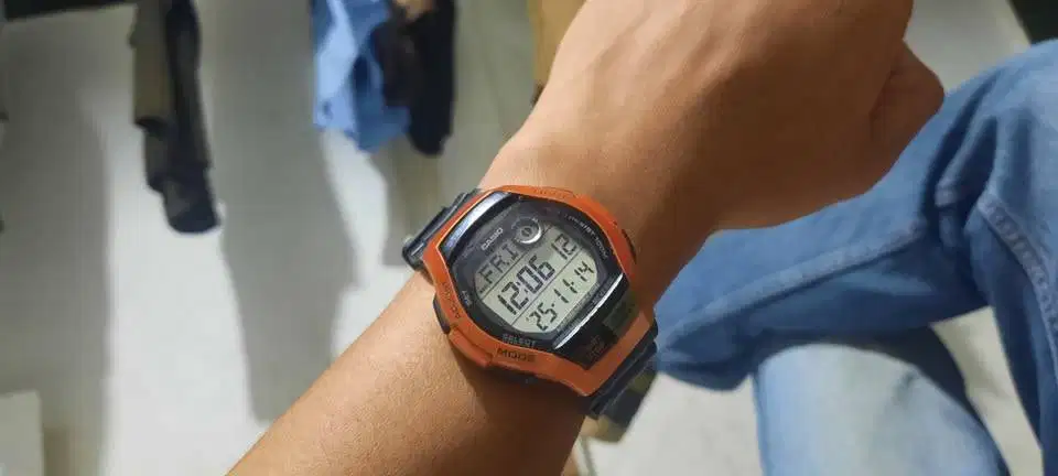 CASIO Step Tracker Digital Sports Jam Tangan Pria [Original/ WS-2000H]