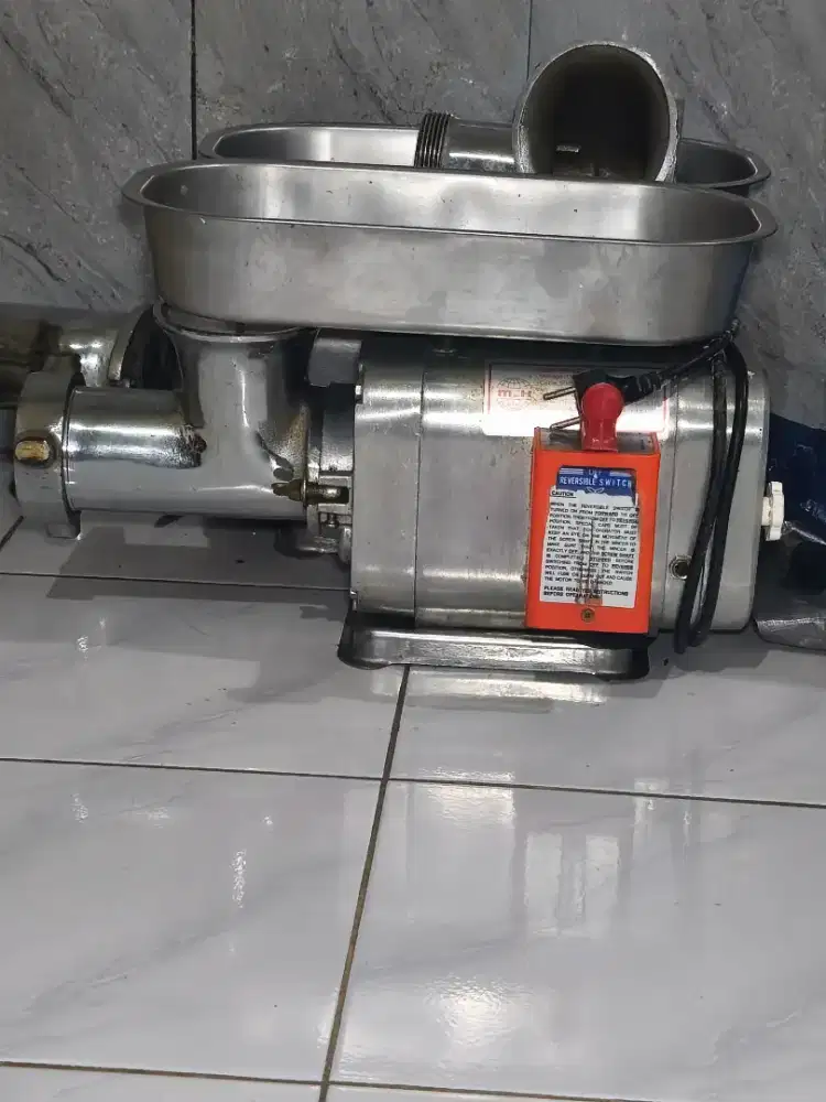 Mesin giling daging meat grinder