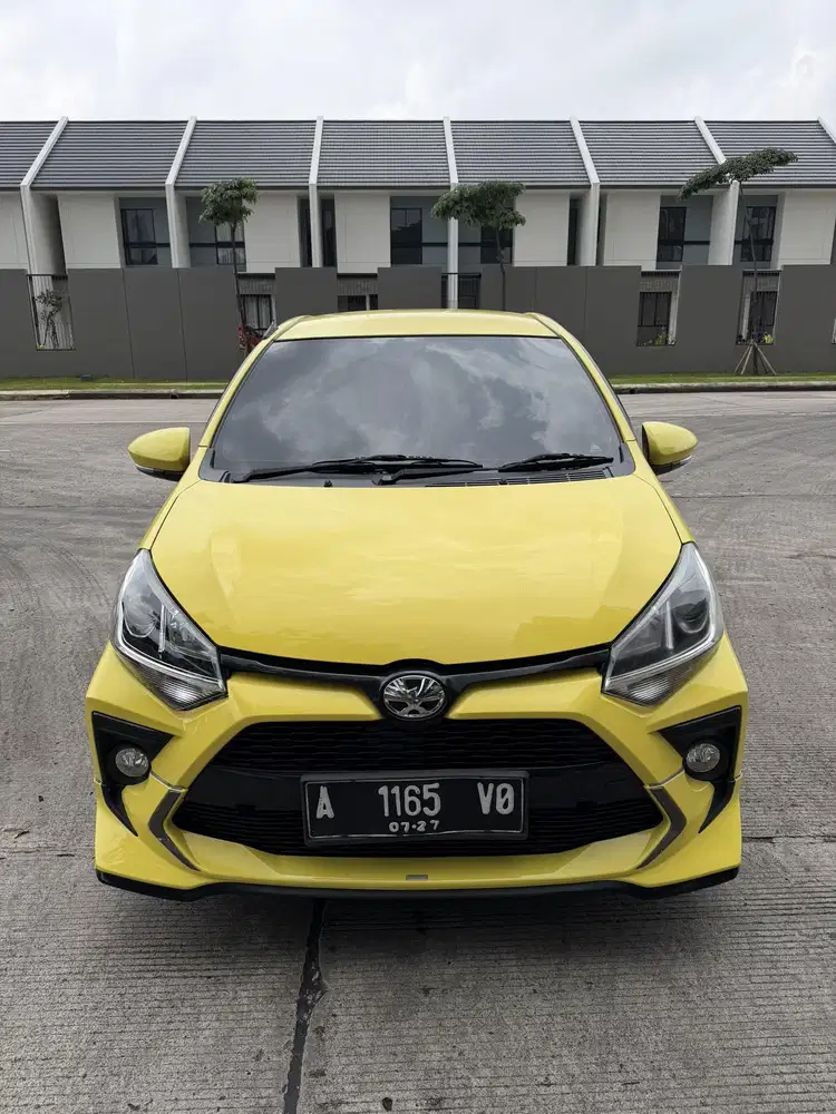 agya GR sport at 2022 kuning km low