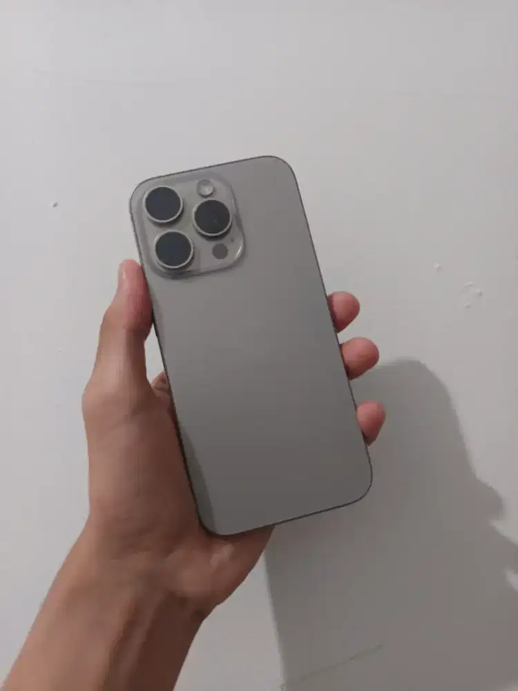 iPhone 15 pro 128 ibox