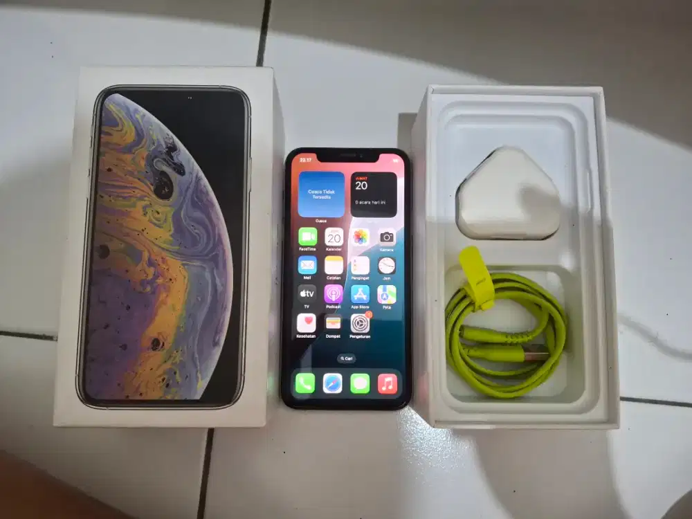 iPhone XS 64GB Indosat Only