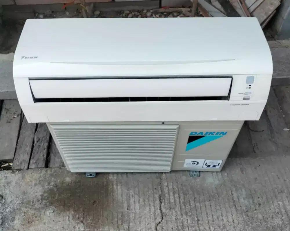Daikin Thailand 1pk R32