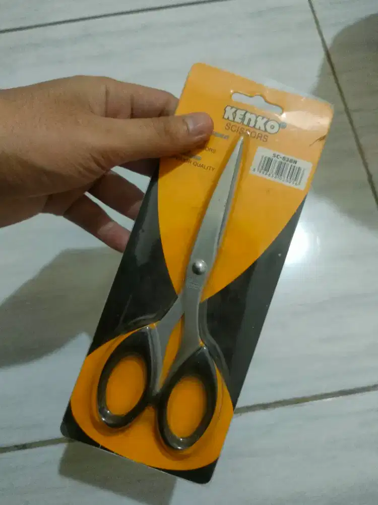 Gunting Merek Kenko ukuran besar