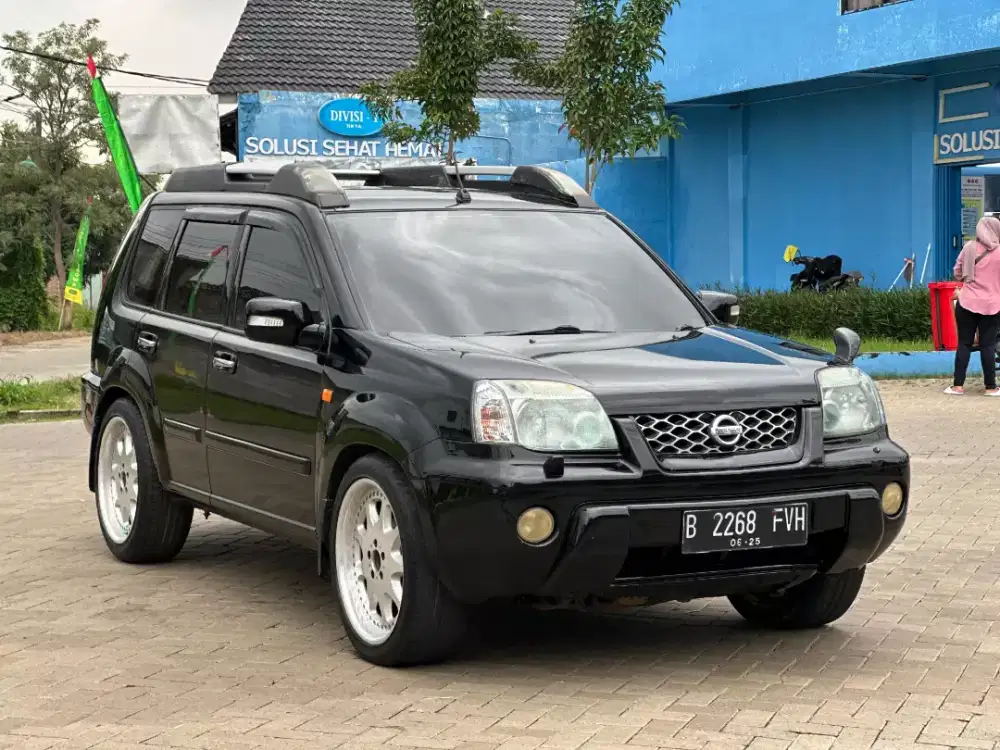 NISSAN XTRAIL TYPE XT TAHUN 2004 
PAJAK OFF 2025