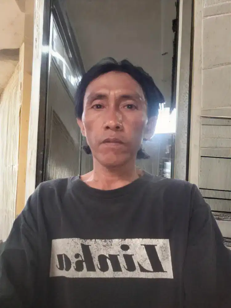 Cari pekerjaan OB,tukang kebun,ojeg motor,serabutan