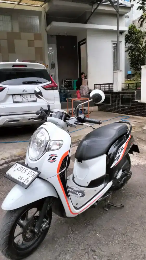 Honda Scoopy 2019