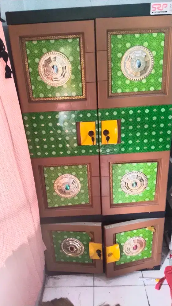 lemari plastik 3 pintu ada gantungan baju