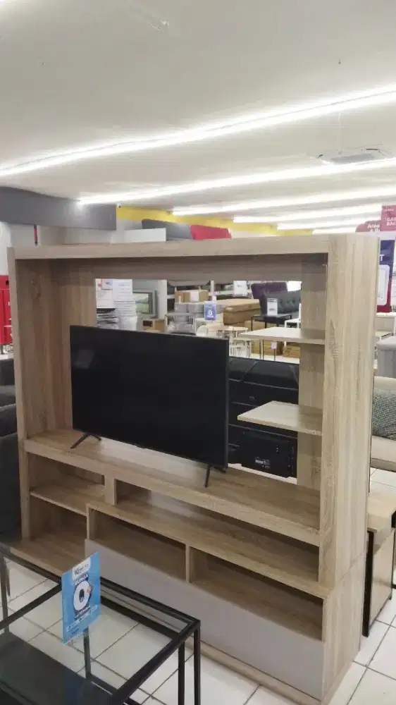 Friza Buffet tv by informa