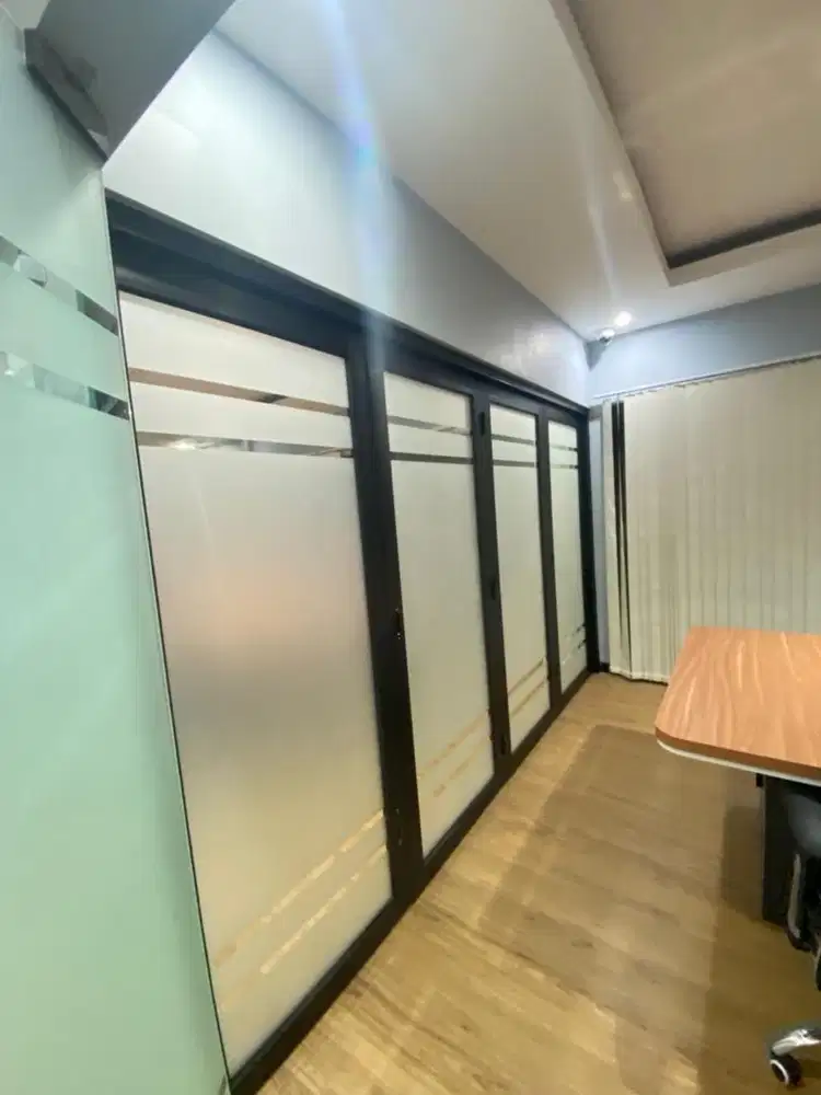 Pintu Lipat, Pintu swinge, Jendela sliding, Jendela casement, Partisi