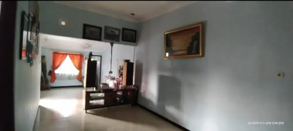 Dijual rumah siap huni dan dapat View di Cluster Grafika Banyumanik