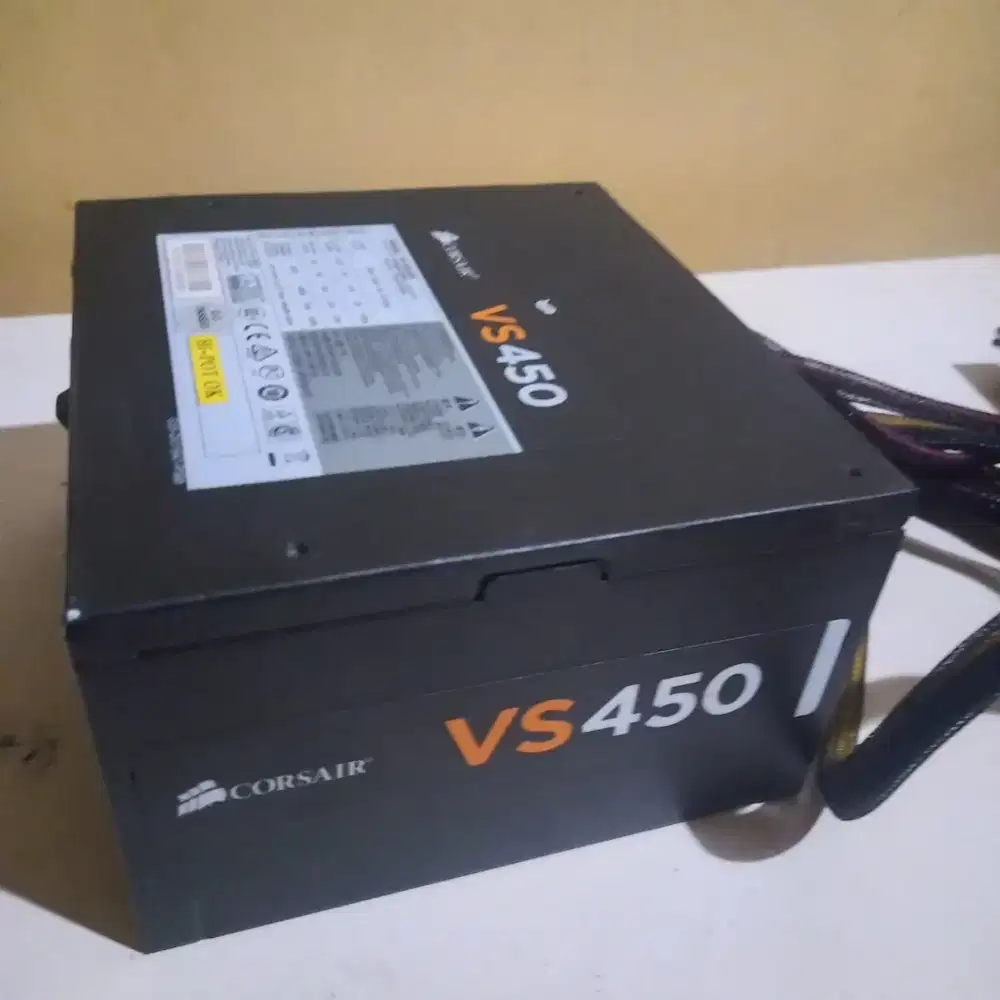 PSU Corsair normal stabil VS450watt
