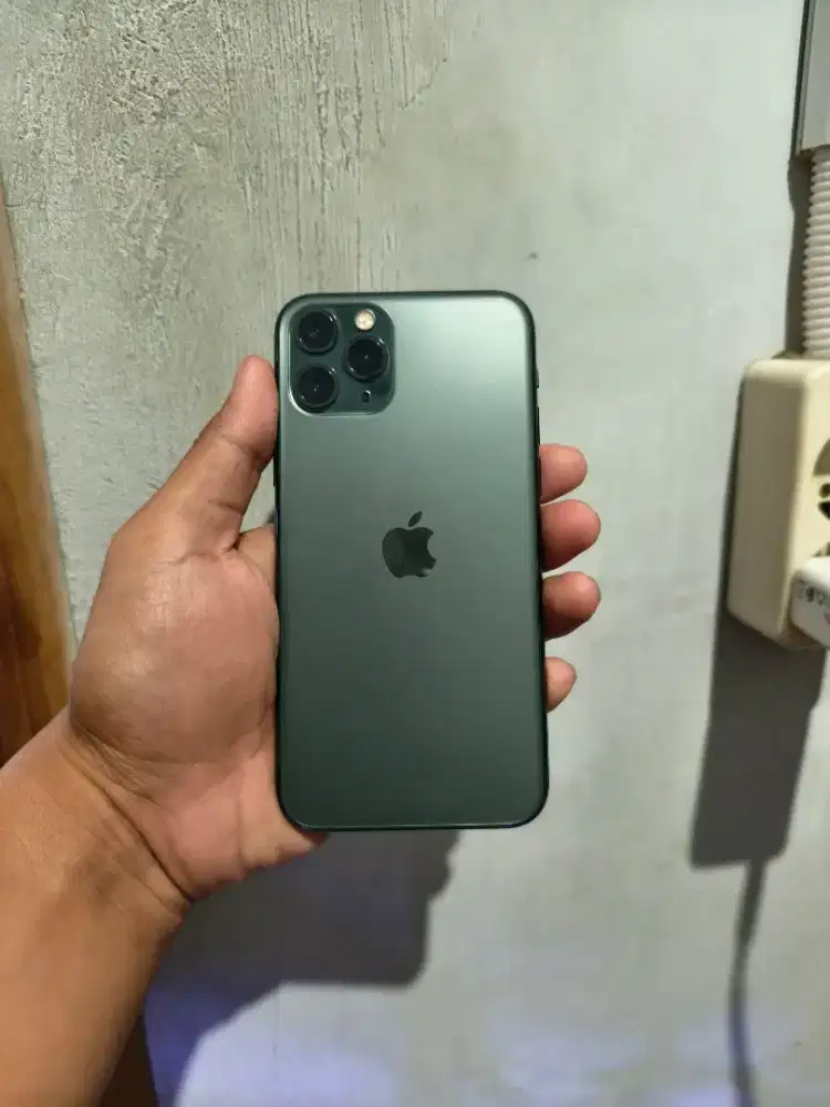 iPhone 11Pro 256gb (BEACUKAI) SINYAL PERMANEN SEUMUR HIDUP