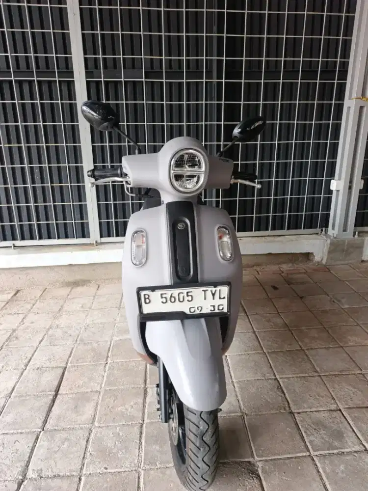 YAMAHA FAZZIO HYBRID 2025