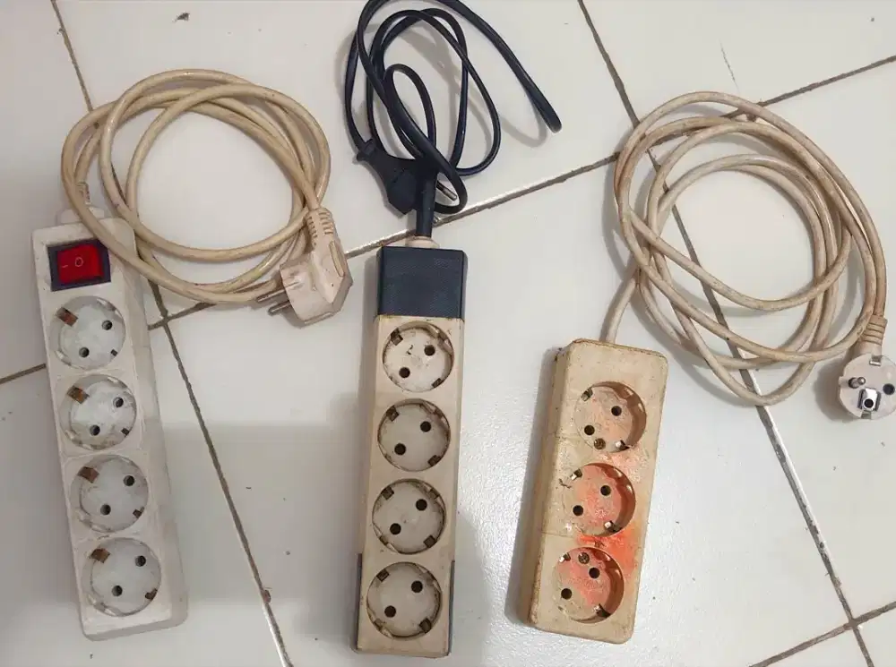 3 Kabel Stop kontak/ ekstension kabel
