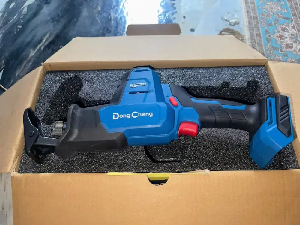 Gergaji dongcheng dcjf22 cordless