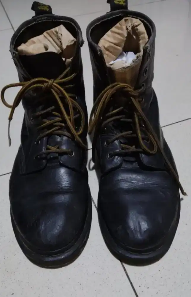 Jual aja sepatu boot Docmart