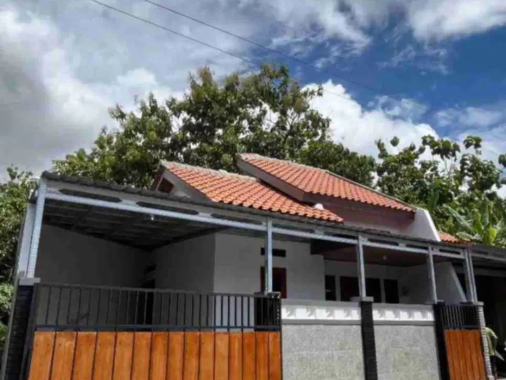 Rumah Murah Bonus Pagar Kanopi Siap Pakai di Jati Gatak Sukoharjo