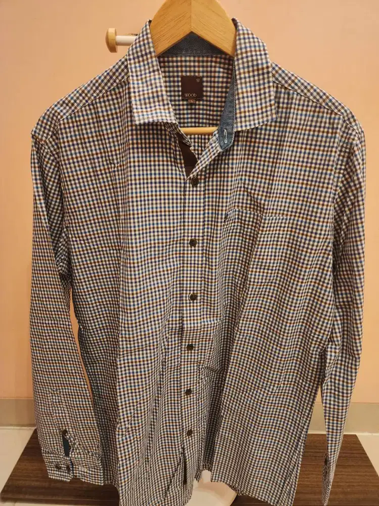 Kemeja Wood dan Executive