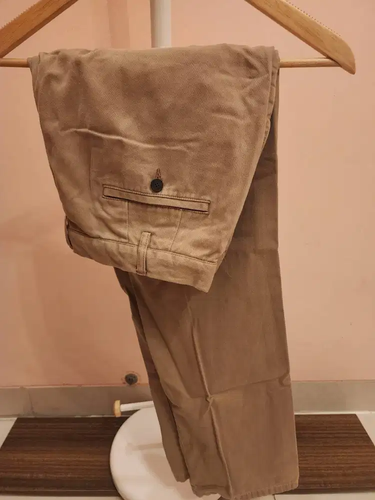 Celana Chino Wood Coklat Khaki