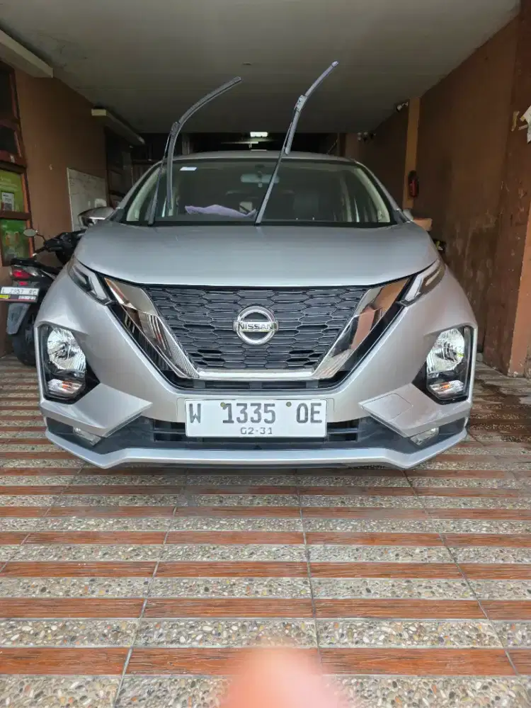 Nissan livina VL setara expander ultimate