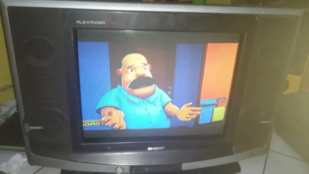 TV tabung Sharp 21in sudah sama STB dan antena.Tanpa remot.Tingal pake