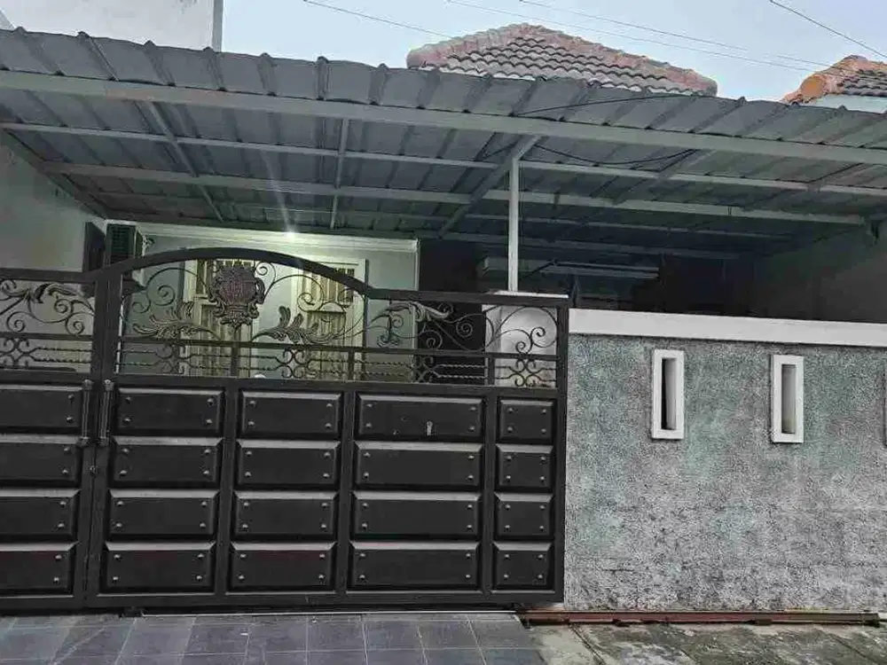 DIJUAL RUMAH TENGAH KOTA UNDER 1M