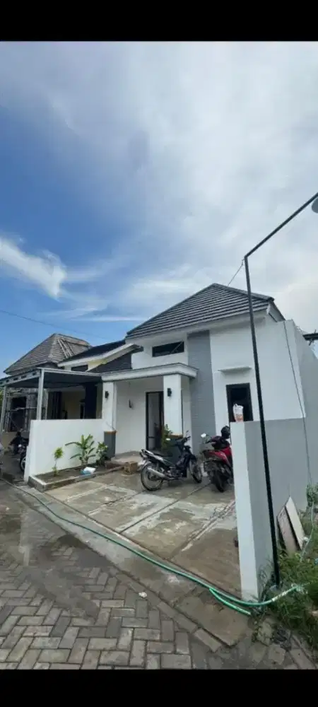 Rumah cantik tlogomulyo woltermonginsidi semtim