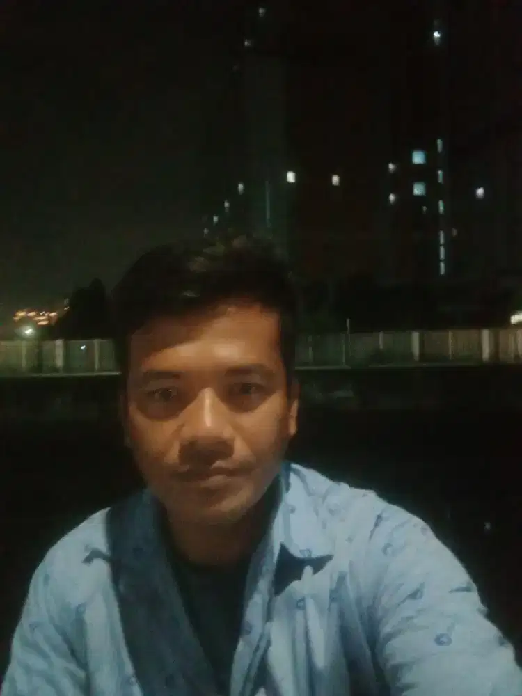 saya butuh kerjaan
pengalaman supir 
SIM.A