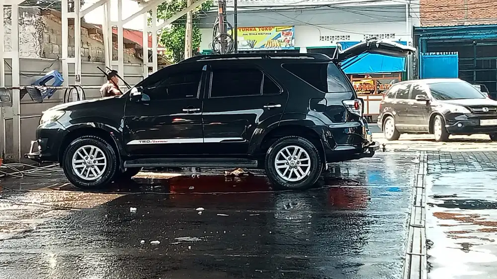 Toyota Fortuner 2012 Diesel