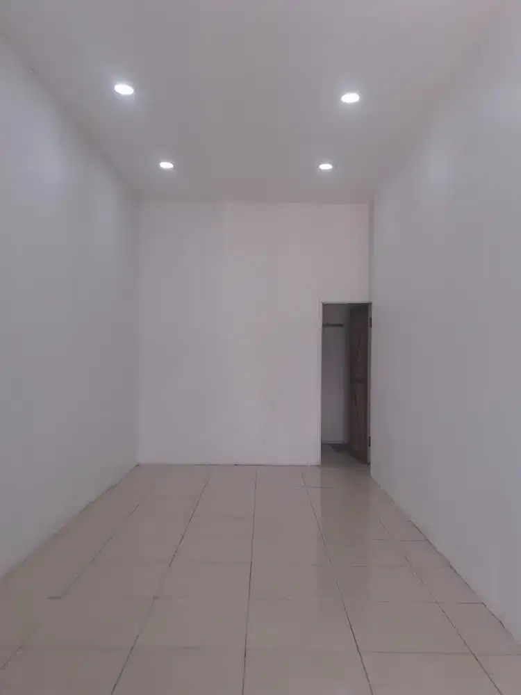 Disewa Ruko dekat pintu tol Pondok Gede