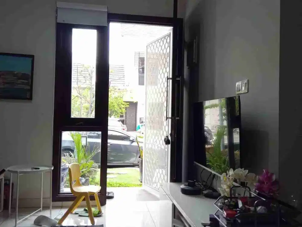 Dijual cepat 2 unit ready rumah 2 lantai di Summarecon Bekasi