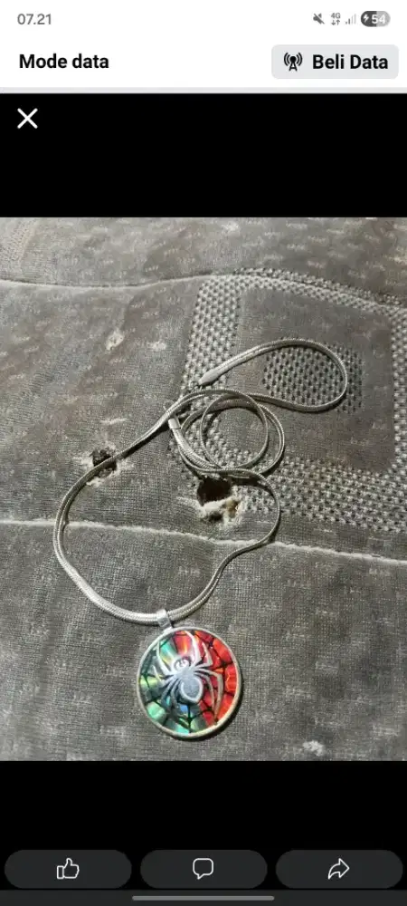 pendant mci ori edisi marvel spiderman