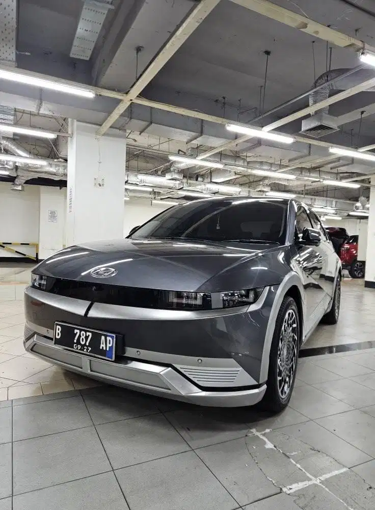 Hyundai Ionic 5 Signature Long Range 2022 AT Abu