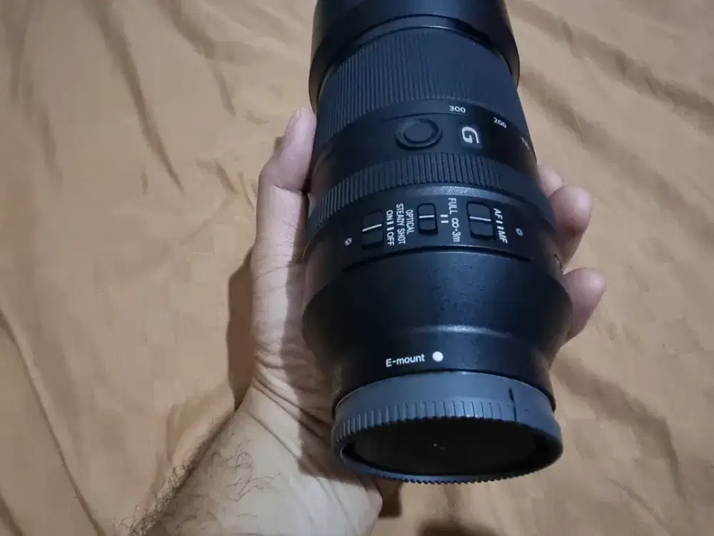 Lensa Sony FE 70-300mm F4.5-5.6 G OSS Full Frame mulus terawat