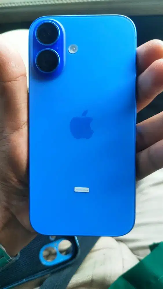 Iphone 16 gransi on iBox aug hb:99% mulus kaya baru ga da den at lecet