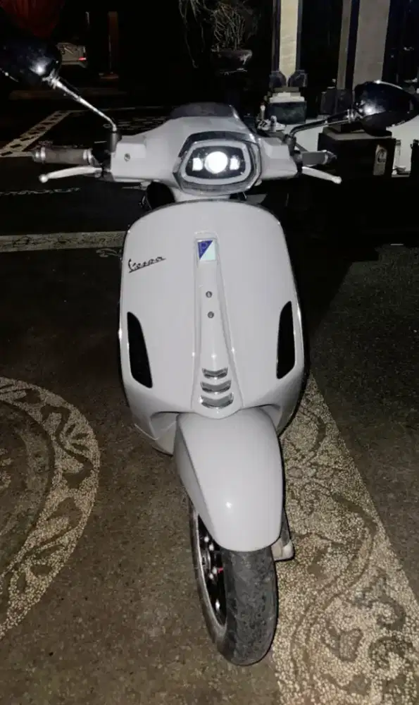 VESPA SPRINT IGT 150 ABS A/T ABU-ABU