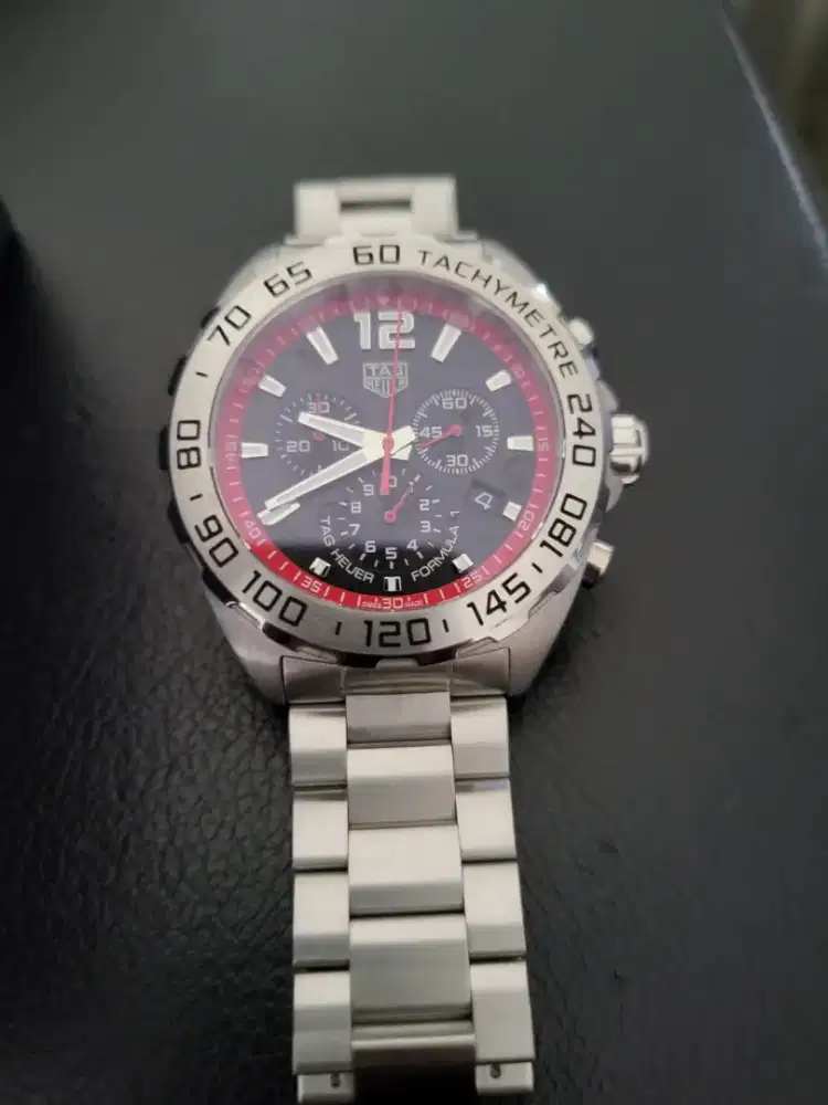 Di jual jam tangan Tag heuer