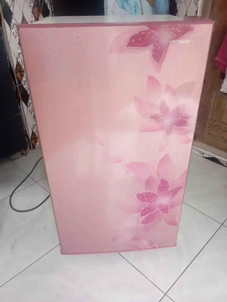 Kulkas Sharp 1pintu  orian