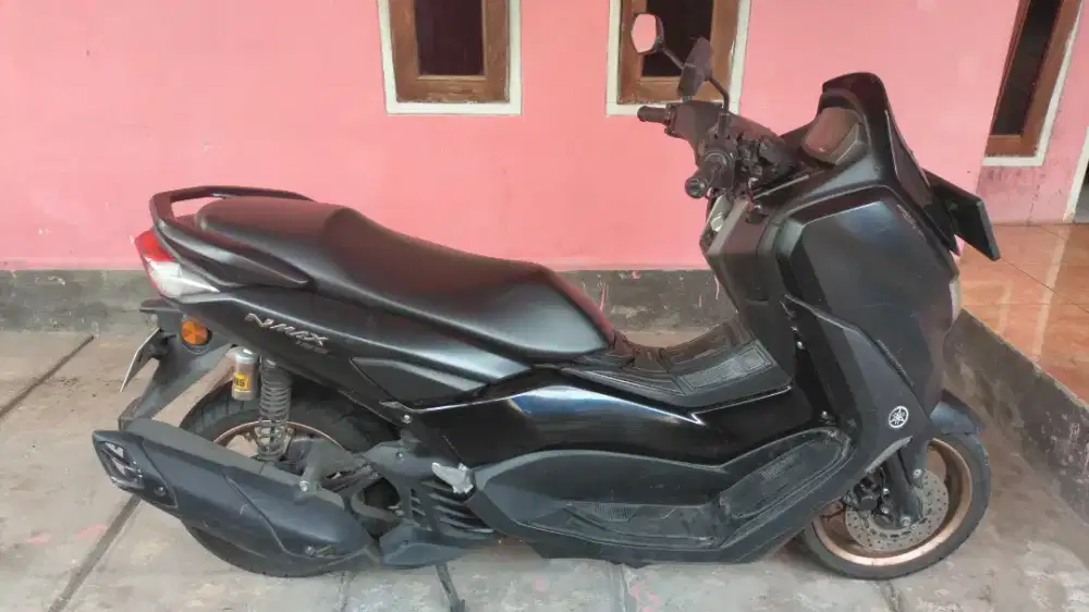 Nmax 2022 hitam doff