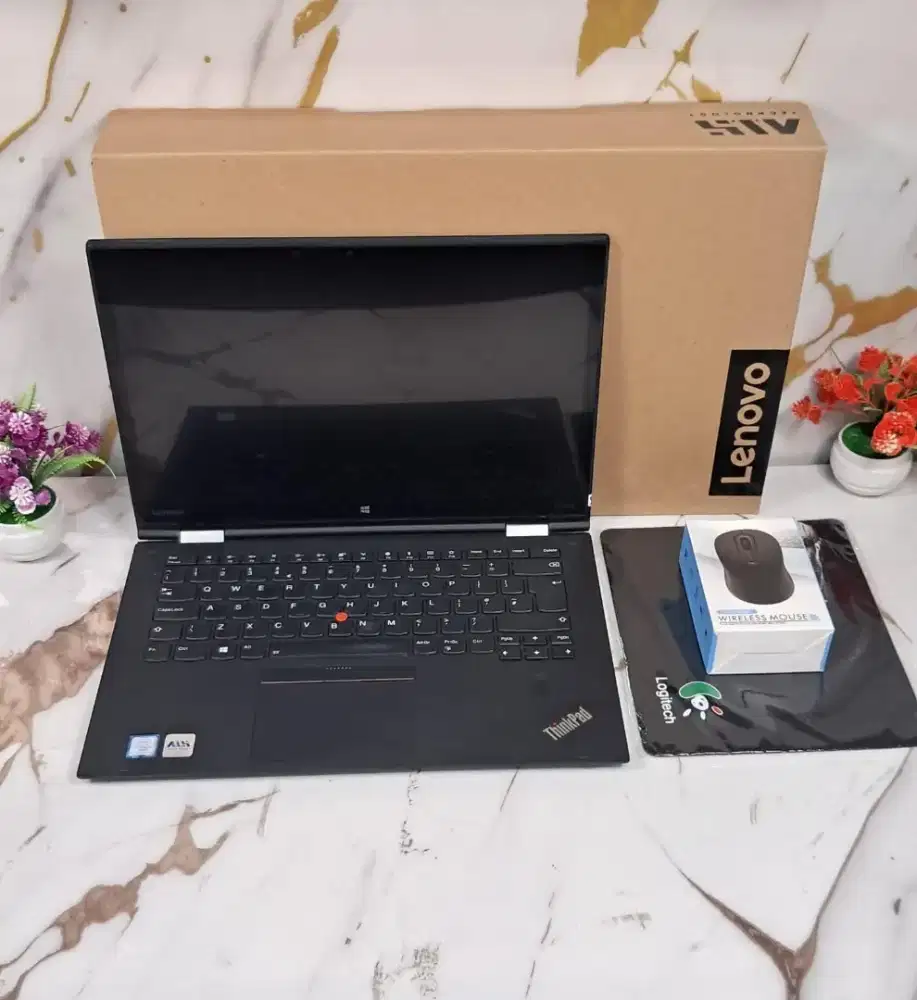 Lenovo X1 Yoga i7 G7 Non touchscreen Ram 16 SSD 256