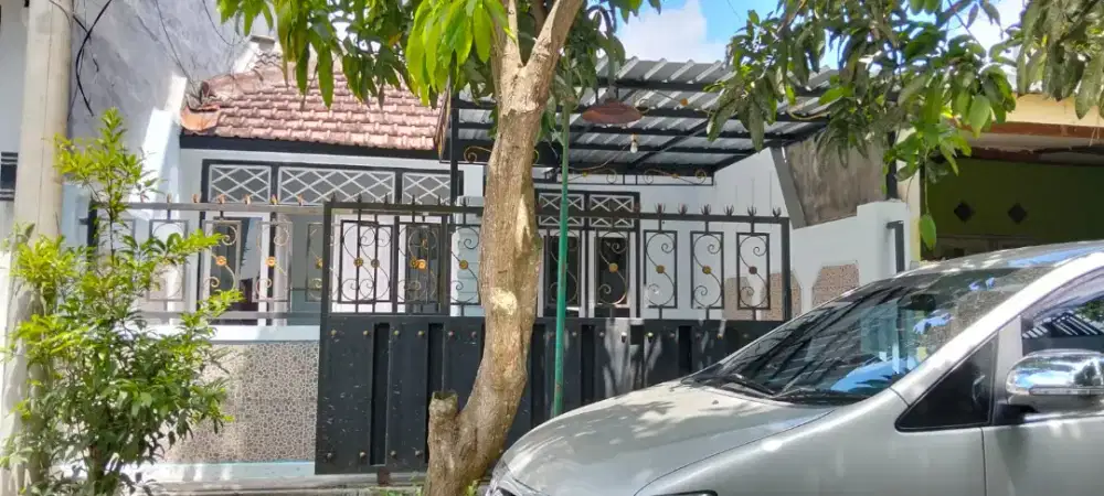 Rumah Strategis Dekat Alun-Alun Lumajang