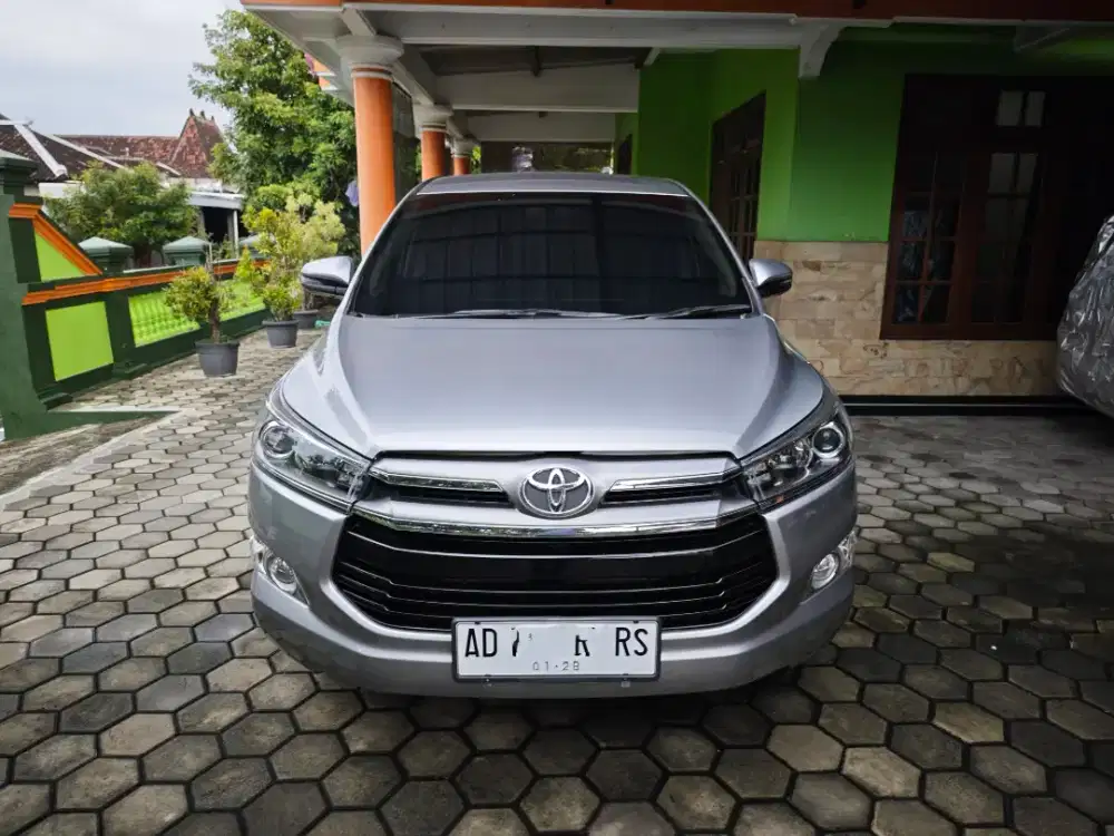 INNOVA REBORN V 2.0 MATIC BENSIN 2017 – SILVER