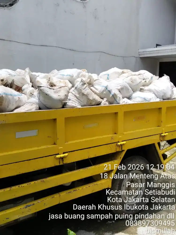 Jasa angkut puing dan sampah