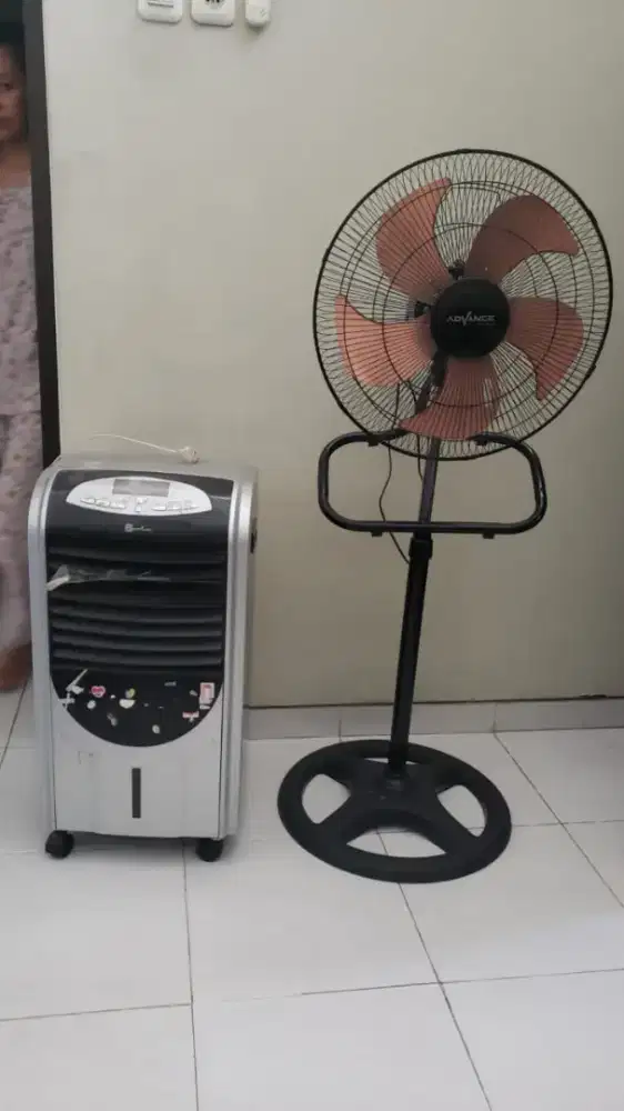 Bisa semua merek selesai di tempat kipas angin