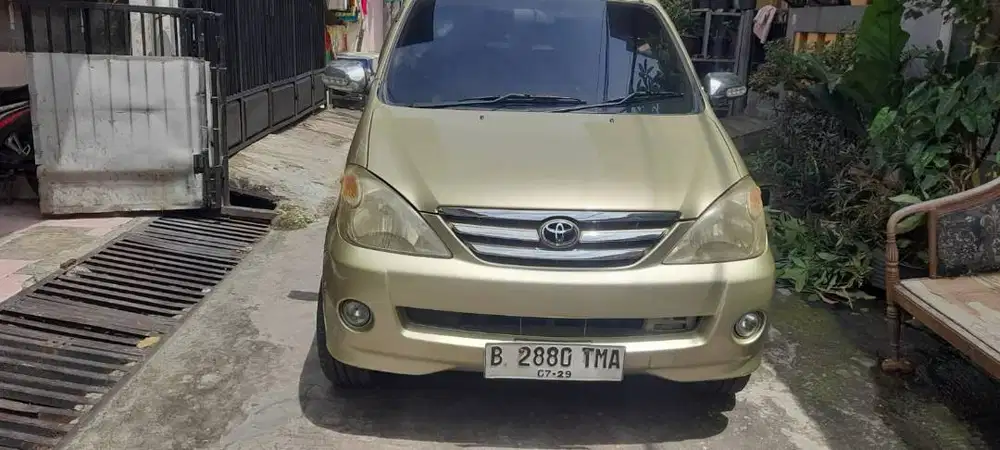 Dijual mobil avanza terawat
