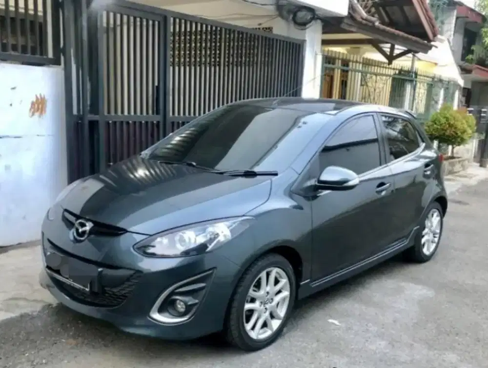 Mazda 2 R 2013 Matic Abu Original Terawat Record