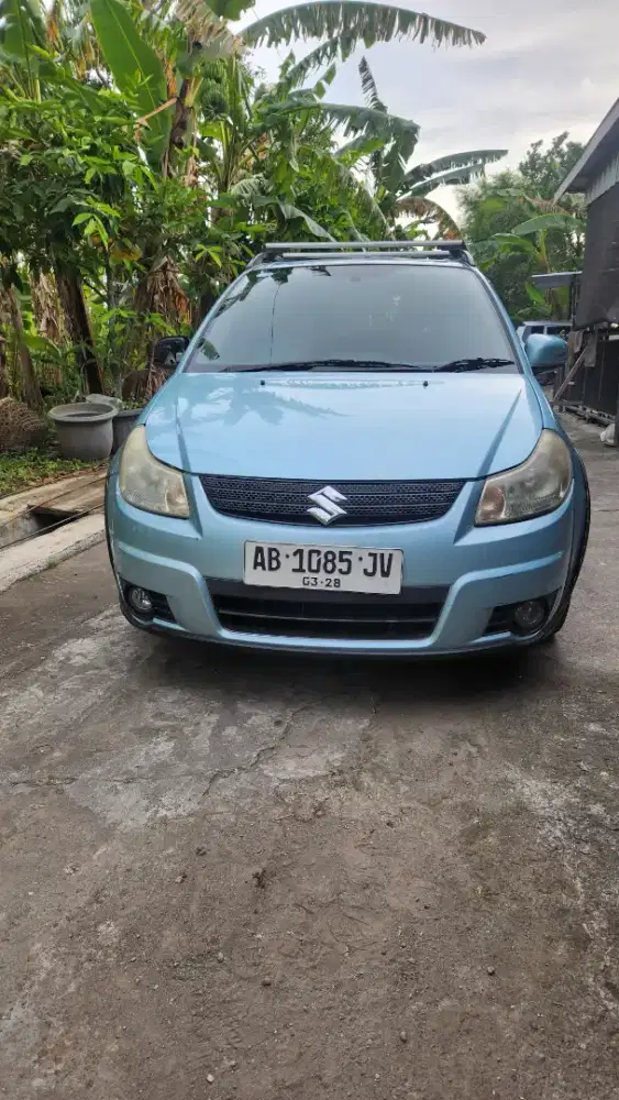 Suzuki sx4 x-over mt 2009 ab bantul