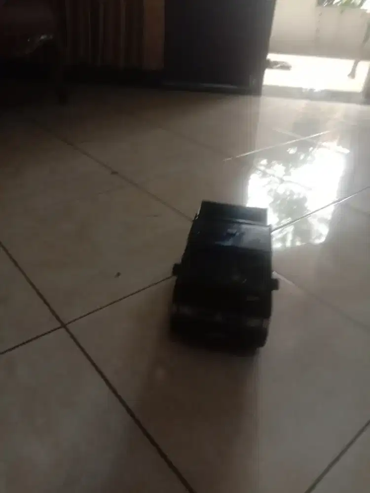 Miniatur diecast colt L300 picup