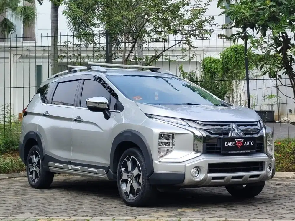 MITSUBISHI XPANDER CROSS 1.5 AT 2019 km LOW BERGARANSI