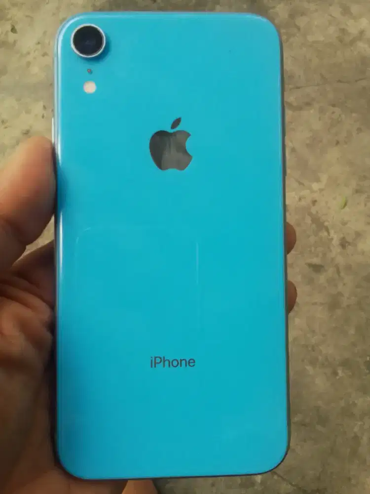 iPhone XR minus dibaca nego